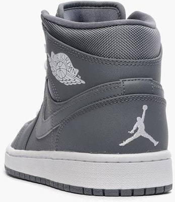 Air Jordan 1 Retro Mid 'Cool Grey' 554724-022 Lookbook Air Jordan 1 Retro Mid 'Cool Grey' 554724-022