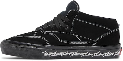 Supreme x Vans Half Cab 'Barbed Wire - Hitam' VN0A5KRWBLK Lookbook Supreme x Vans Half Cab 'Barbed Wire - Hitam' VN0A5KRWBLK