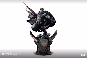XM Studios Batman: The Dark Knight Returns 1/6 Scale XM Studios Batman: The Dark Knight Returns 1/6 Scale