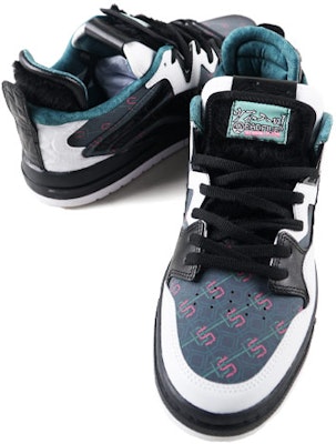 李宁1807 x 李宁BadFive PRO 1807黑/白配色运动鞋 AECR051-1 Lookbook 李宁1807 x 李宁BadFive PRO 1807黑/白配色运动鞋 AECR051-1