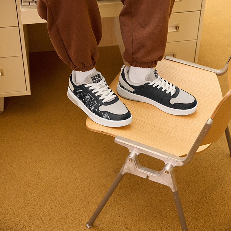 Cheap 361° 極光 Q彈科技 腰果花圖樣 軟底時尚百搭 防滑耐磨 低筒 板鞋 黑米