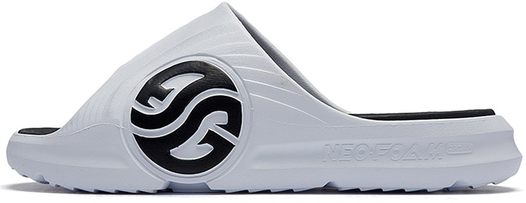 361-ag-white-black-672126702-f-2