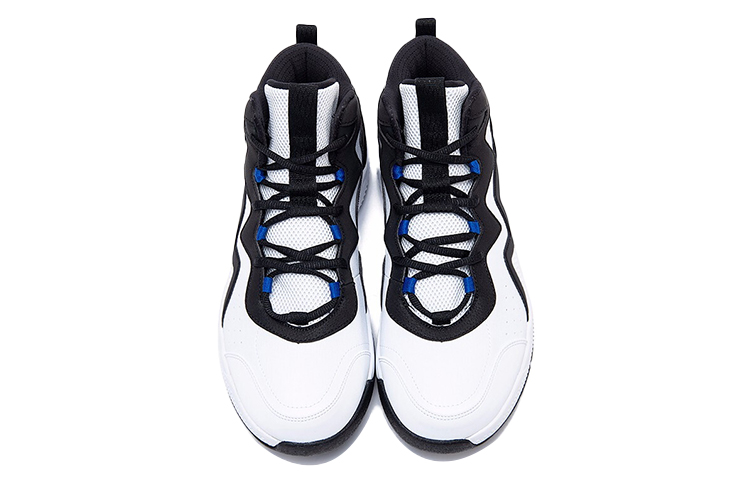 Lookbook 361° Basketballschuhe ''Weiß Schwarz''. 672111102-1