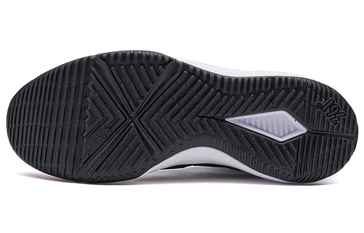 Purchase Zapatillas de Baloncesto 361° 'Blanco Negro' 672211102V-3