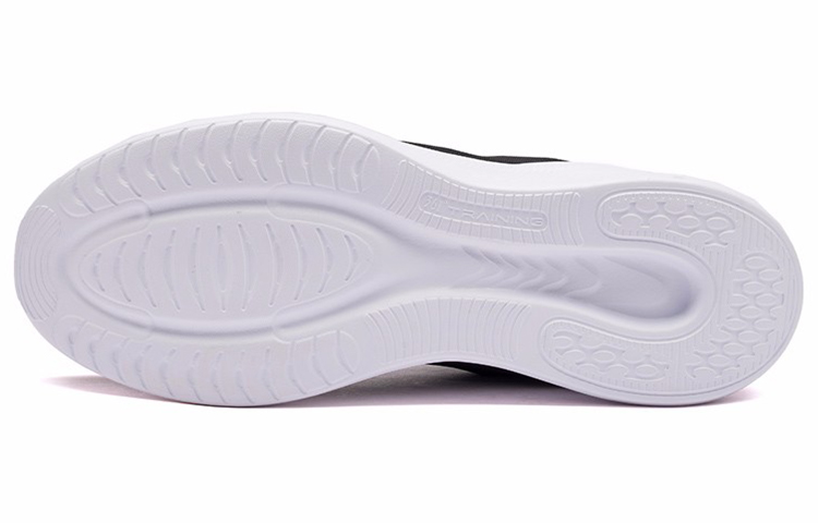 Purchase 361° 透气网面低帮跑鞋 '黑橙' 672212202F-3