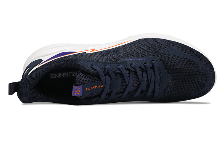 Lookbook 361° 透气网面低帮跑鞋 '黑白' 672112221-2