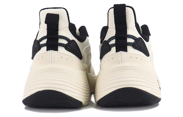 Lookbook 361° Keselesaan Asas Rendah 'Putih Hitam' 572244405-5