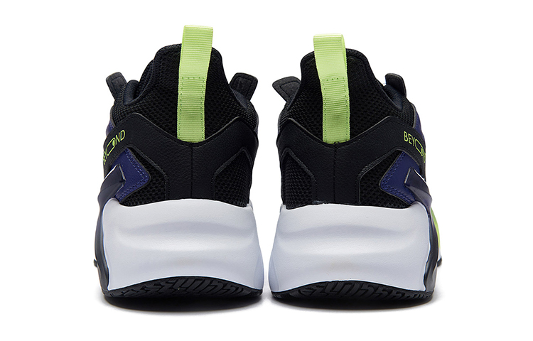 Purchase 361° Sepatu Nyaman Bantal Pria 'Obsidian Hitam' 572046720A-5