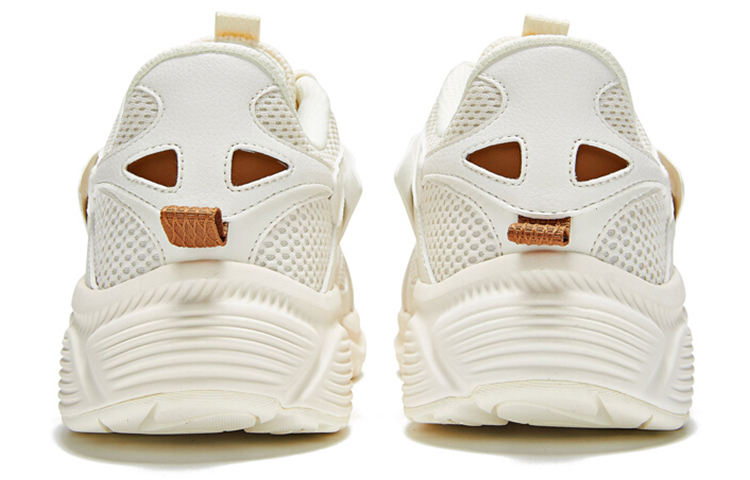 Lookbook Zapatillas 361° Comfort Dad 'Blanco Negro' 672016761-1