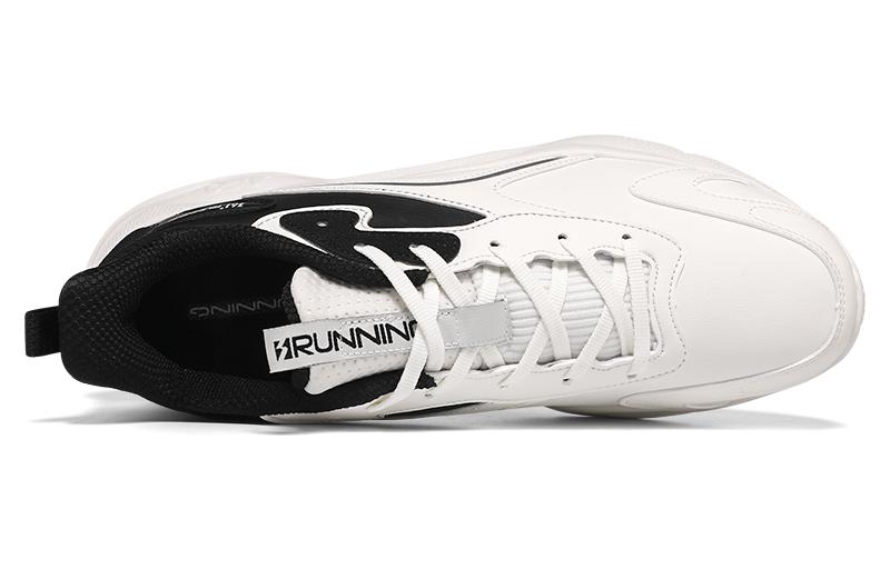 Order Sepatu Lari Ringan Tahan Aus 361° 'Hitam dan Putih' 672332238-1