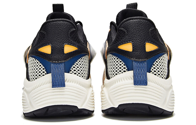 Lookbook 361° Sepatu Santai Nyaman Tahan Lama 'Dad Shoe Putih Abu-abu' 672016761-5