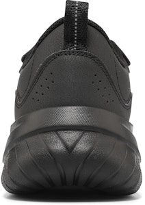 361°快適万能ブラックローカットランニングシューズ 672342227-5 Lookbook 361°快適万能ブラックローカットランニングシューズ 672342227-5