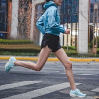 361° 飛馳future 璀燦 全握碳板 減震防滑耐磨輕便反彈 低筒 跑步鞋 男女款 冰川藍 Cheap 361° 飛馳future 璀燦 全握碳板 減震防滑耐磨輕便反彈 低筒 跑步鞋 男女款 冰川藍