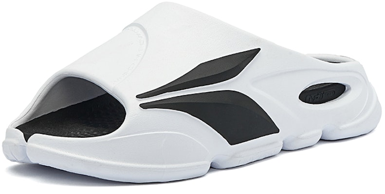 Chanclas Deportivas 361° Flying Standard 'Blanco Negro' 572221120-1 Lookbook Chanclas Deportivas 361° Flying Standard 'Blanco Negro' 572221120-1
