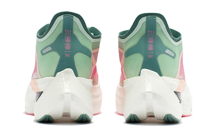 Shop 361° 飛飙 甜蜜蜜 專業馬拉松競速 跑步鞋 男款 柔粉色