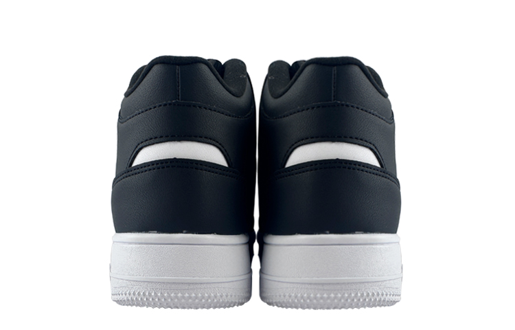 Shop 361°ハイカットスニーカー「白黒フリース」 672146612B-3