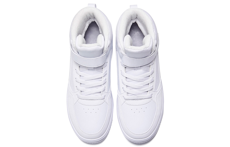 Lookbook 361°ハイカットスニーカー「ホワイトフリース裏地」 671936634B-1