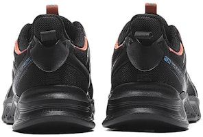 361° 軽量 ランニングシューズ 'ブラックレッド' 672032241-4 672032241-4 Lookbook 361° 軽量 ランニングシューズ 'ブラックレッド' 672032241-4 672032241-4