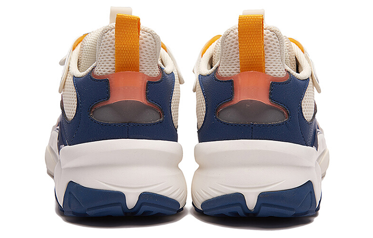 Lookbook 361° 靈眸2.0Plus 舒適低幫老爹鞋 米白