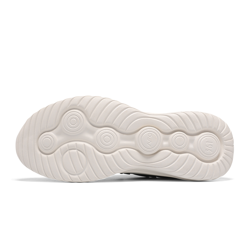 Shop 361° 舒適萬用 耐磨減震 低筒 跑步鞋 男款 黑白色