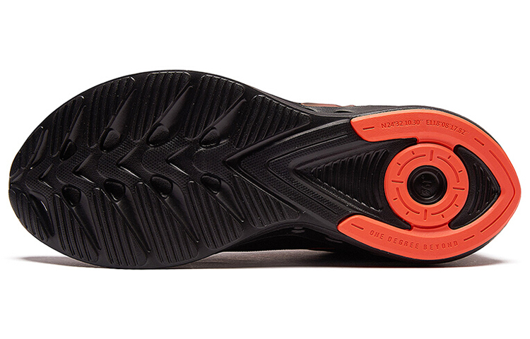 Shop Kasut Lari 361° Low-Top 'Hitam Oren' 572032241-5