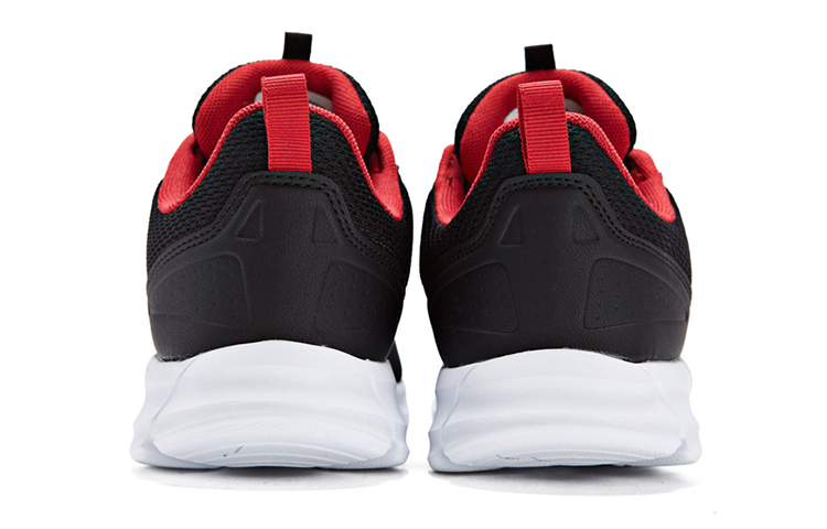 Lookbook Sepatu Lari 361° Low-Top 'Hitam Merah' 671832280-2