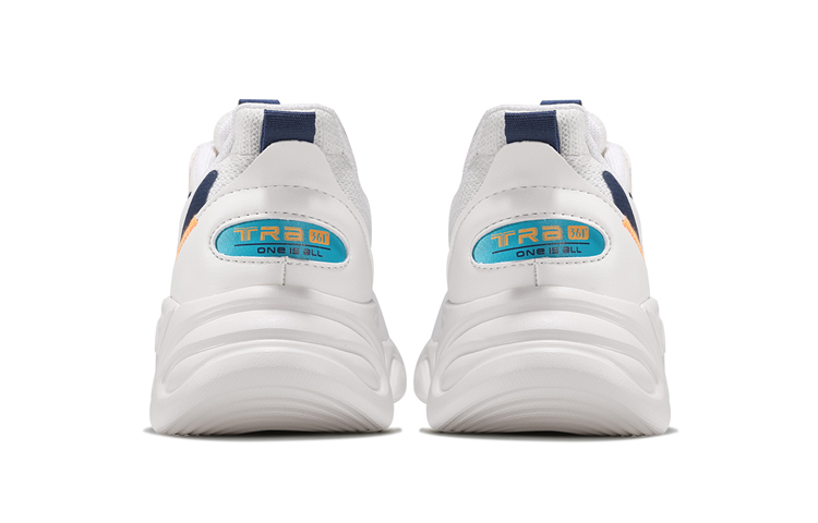 Shop 361° 통기성 화이트 로우탑 스니커즈 (361° Breathable White Low-top Sneakers) 672122226F-1