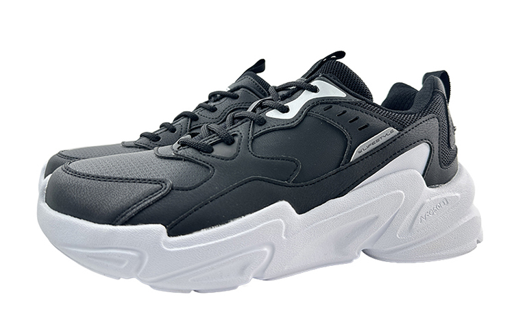 Shop 361° 輕巧減震 防滑耐磨 低筒 爸爸鞋 男款 黑色