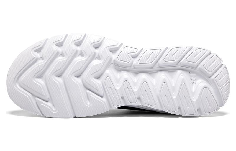 Shop 361° 舒適百搭 耐磨透氣 低幫 跑步鞋 男款 白黑