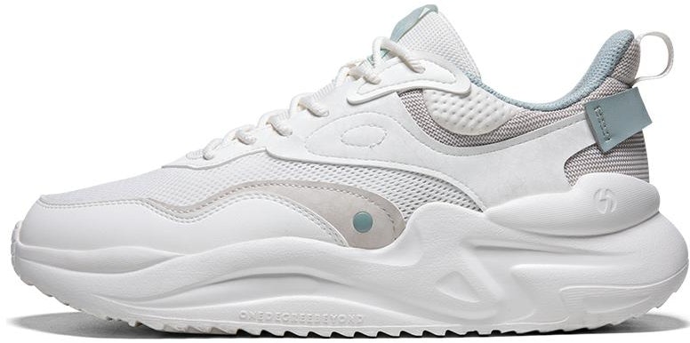 361-low-white-672316706-1