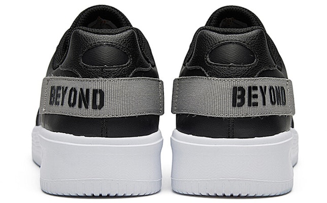 361°ローカット 黒/グレー 672036617F-4 Lookbook 361°ローカット 黒/グレー 672036617F-4