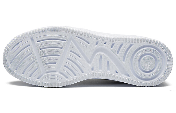 Shop 361° 로우탑 블랙 그레이 (361° Low Top Black Grey) 672036617F-4