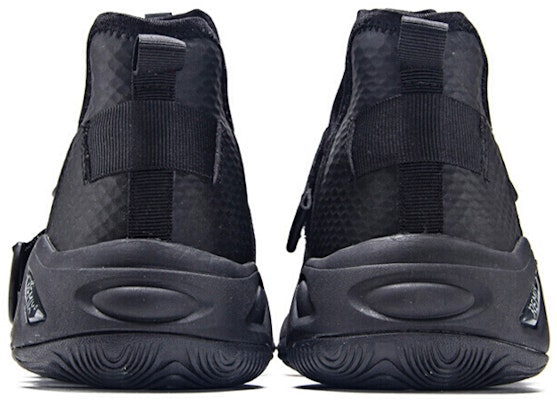 Zapatillas 361° Low-Top estilo Dad 'Negras' 671846707-4 Lookbook Zapatillas 361° Low-Top estilo Dad 'Negras' 671846707-4