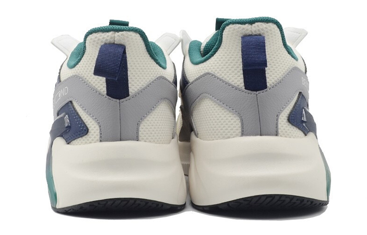 Lookbook Sepatu 361° Low Top Dad 'Putih Aqua' 572046720B-2