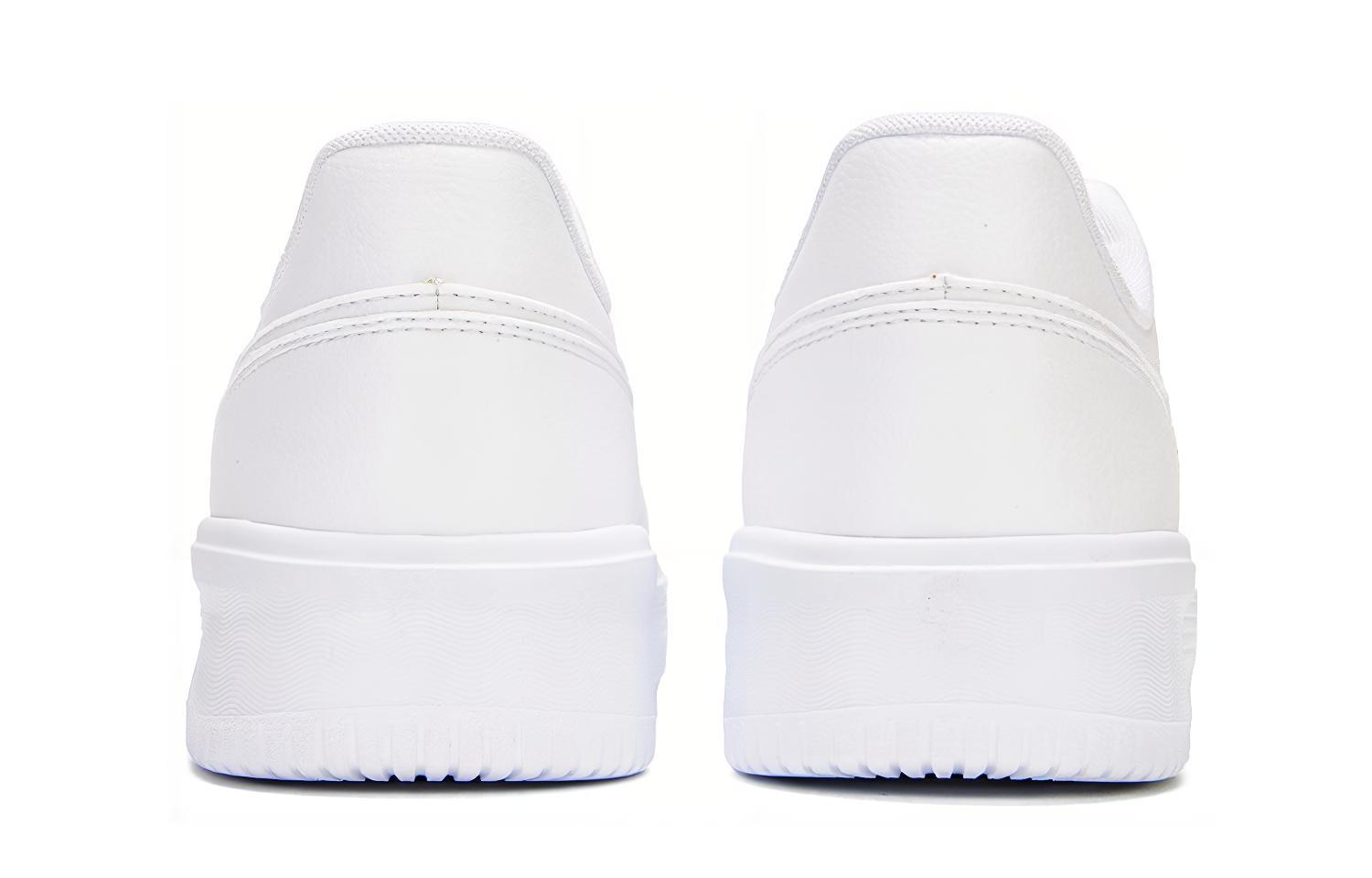 Lookbook Kasut Skaters Rendah 361° 'Hitam Putih' 671936616-1