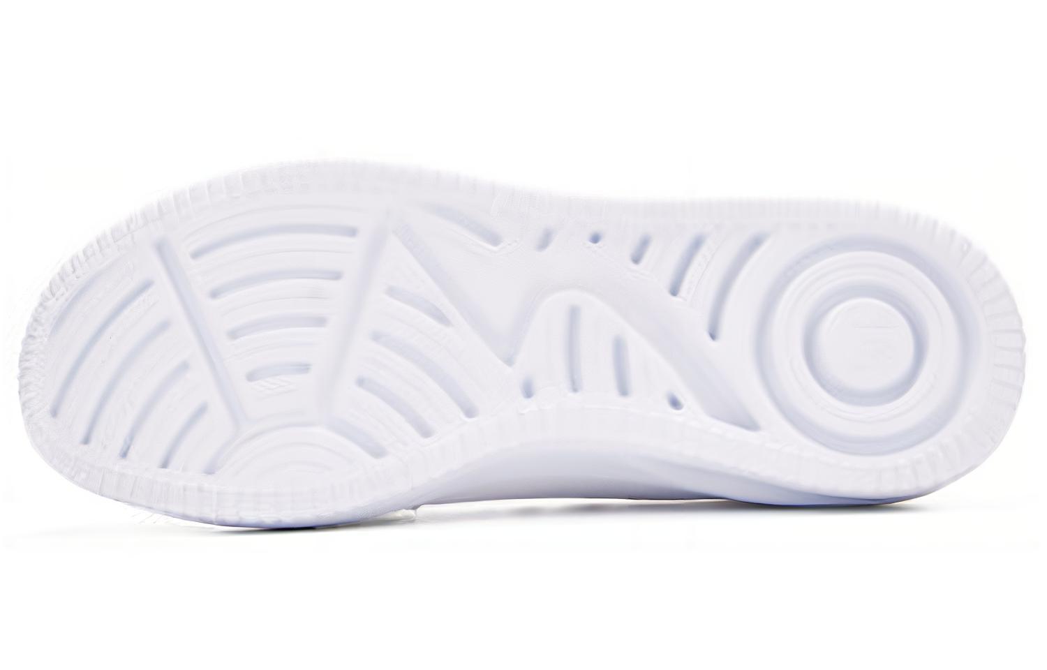 Shop Kasut Skaters Rendah 361° 'Hitam Putih' 671936616-1