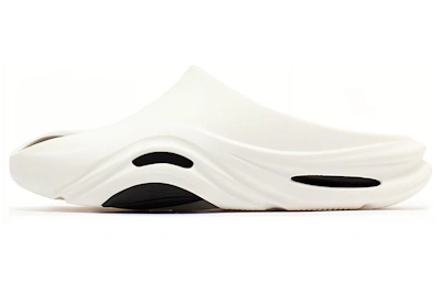 361° N40 'White Black'