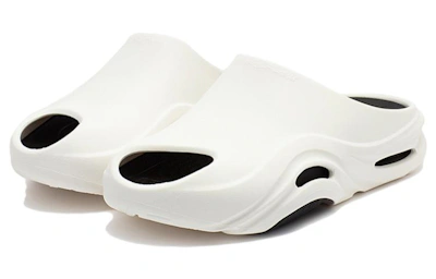 361° N40 'White Black'