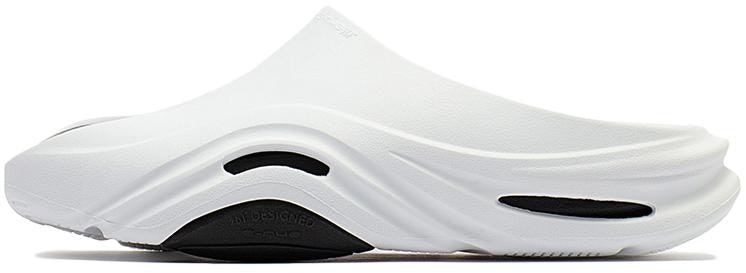 361-n40-slides-black-white-672326730-1