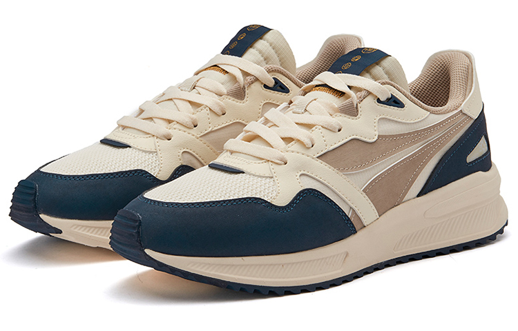 Lookbook 361° NFO ''Beige Blauw Daddy Sneakers'' 672216772-3