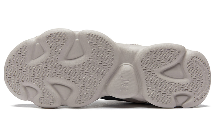Shop 361° NFO Technology Vintage Runner 'White Grey' 572116764-3