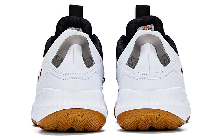 Lookbook 361°アウトドアカジュアル「黒白」 671941101-1