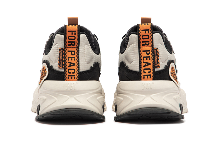 Shop 361° 和平精英 x '漂浮石/陶' 672336779-2