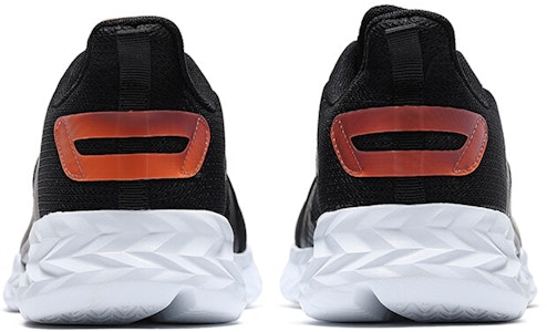 361° QU!K 轻便透气跑鞋 '黑橙' 572024413-5 Lookbook 361° QU!K 轻便透气跑鞋 '黑橙' 572024413-5