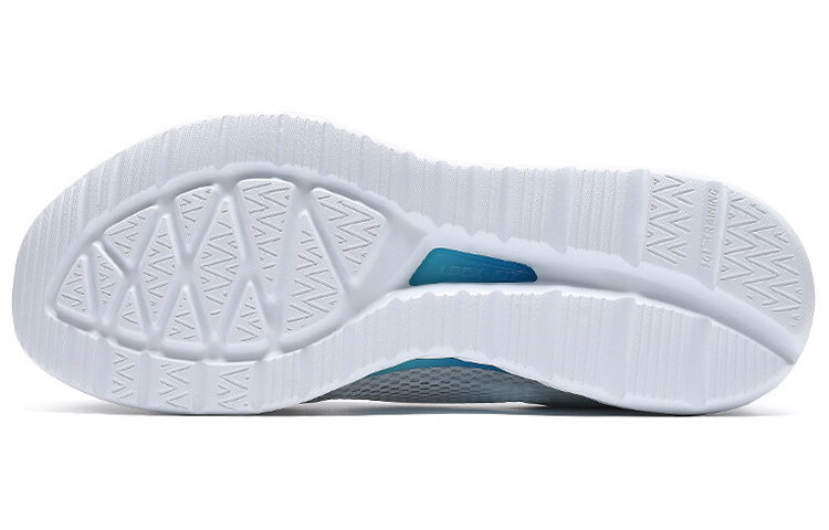 Shop 361° QU!Kライト 通気ランシュー (白/青) 572024413-1