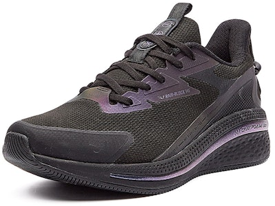 361° 雨屏 舒適 百搭 減震 低幫 跑步鞋 男款 黝黑 Lookbook 361° 雨屏 舒適 百搭 減震 低幫 跑步鞋 男款 黝黑