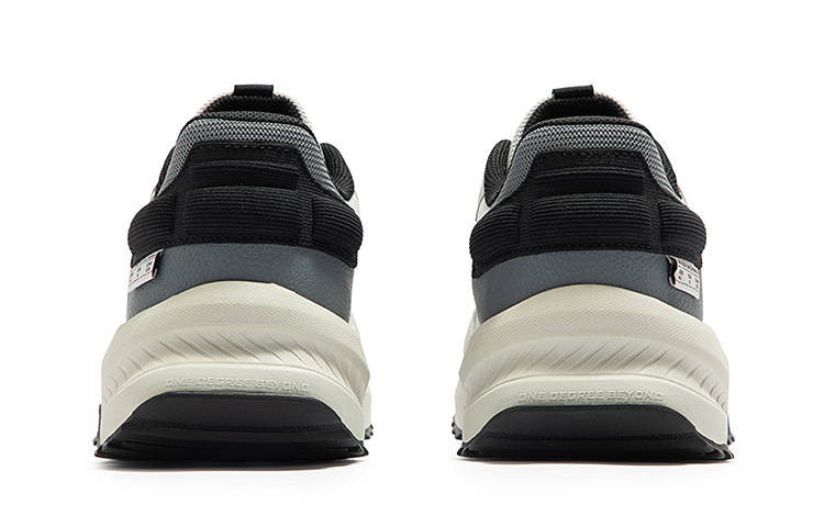 Shop 361° 复古文化低帮“灰色” 672316764-3