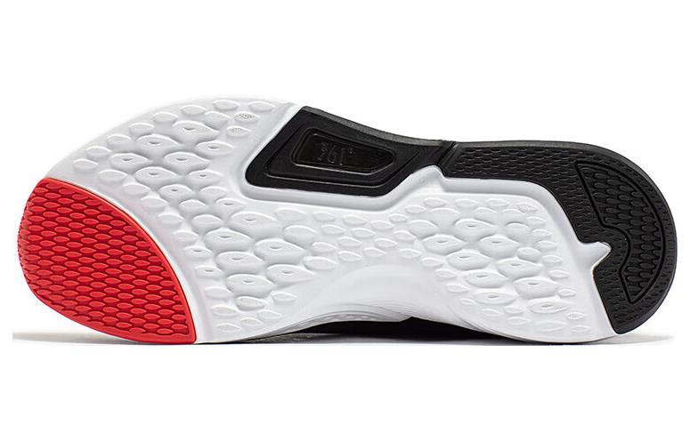 Details for Kasut Lari 361° Rendah 'Hitam Putih' 672342231B-3