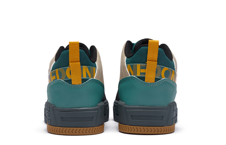 Shop 361° Sneaker Mid 'Black' 572246608-5