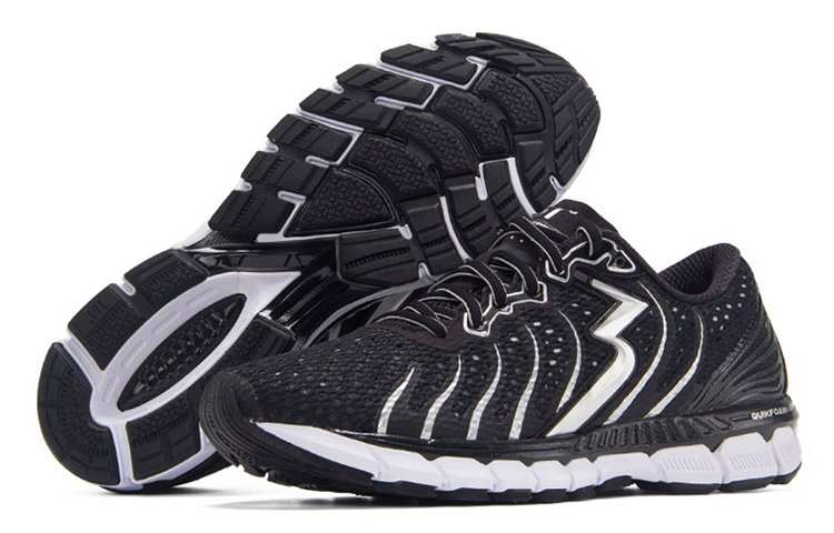 Shop 361° 스파이어 2 '블랙/화이트' Y711-1